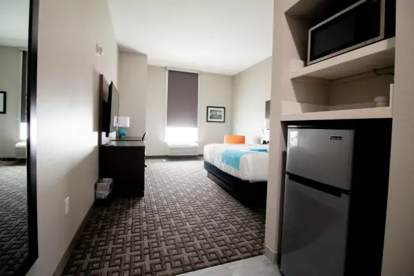 HOTEL PRYOR 8